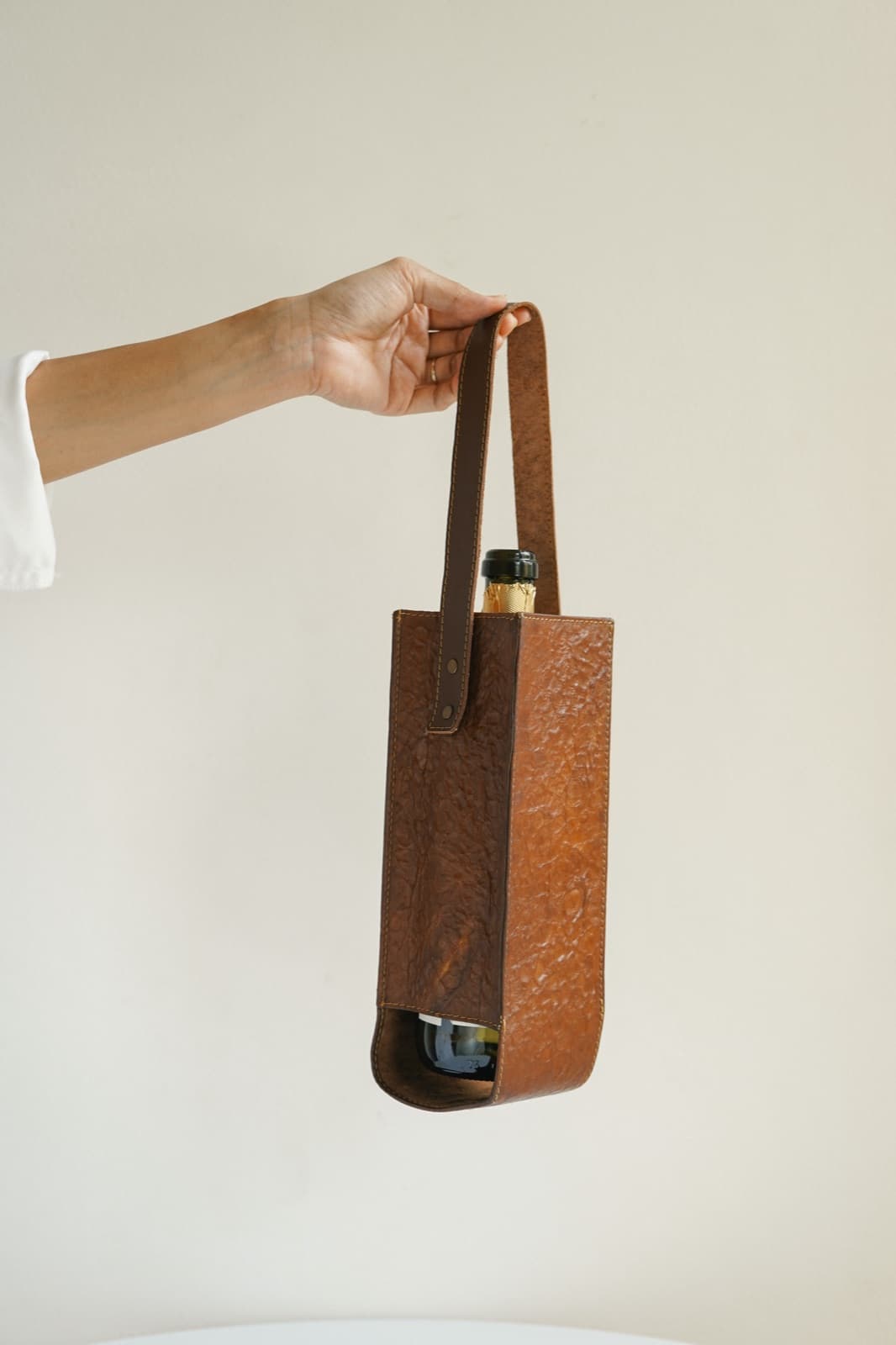 A Symbia bioleather wine holder