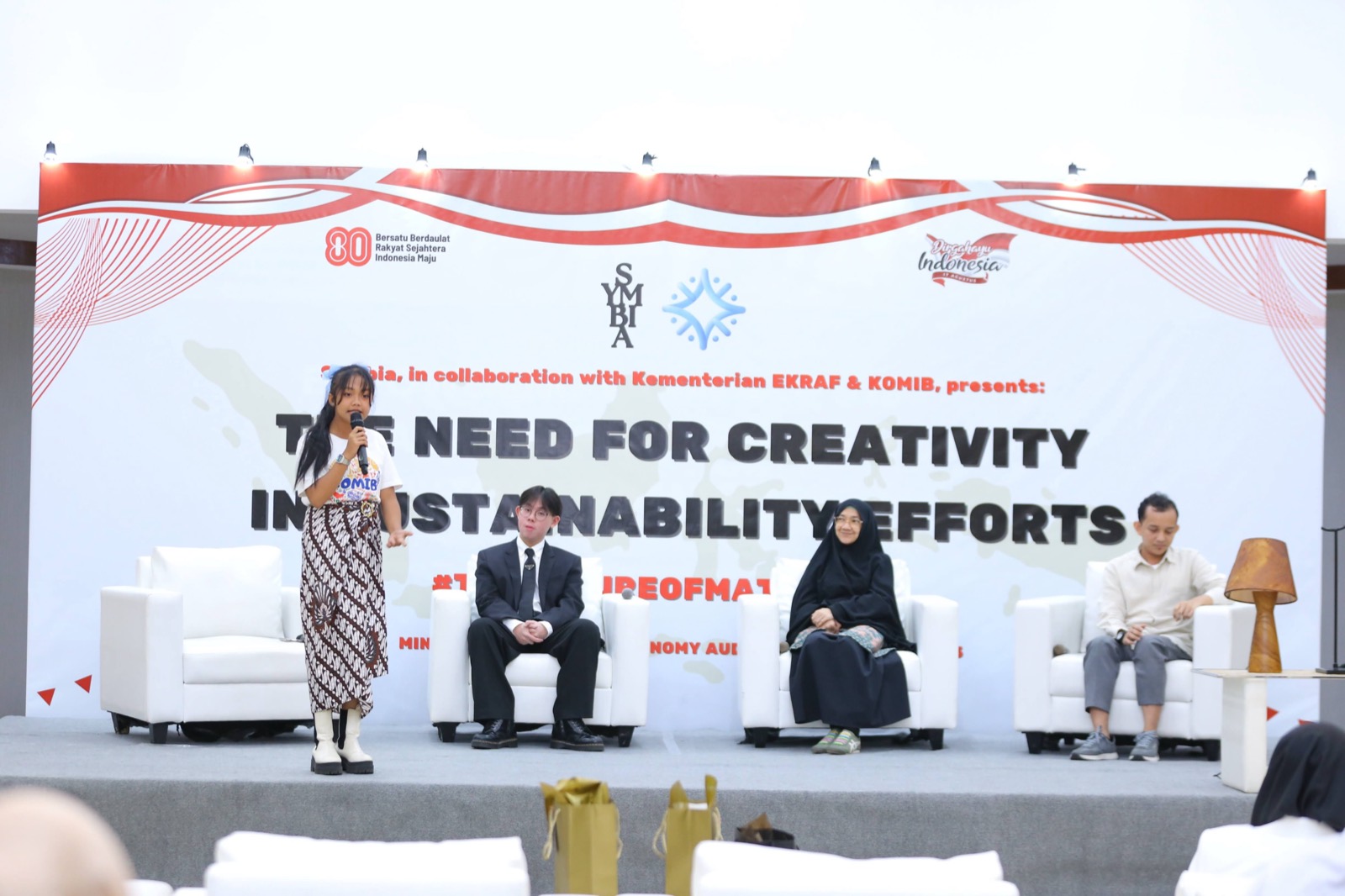 Rayden Yap speaking at the Ministry of Creative Economy seminar